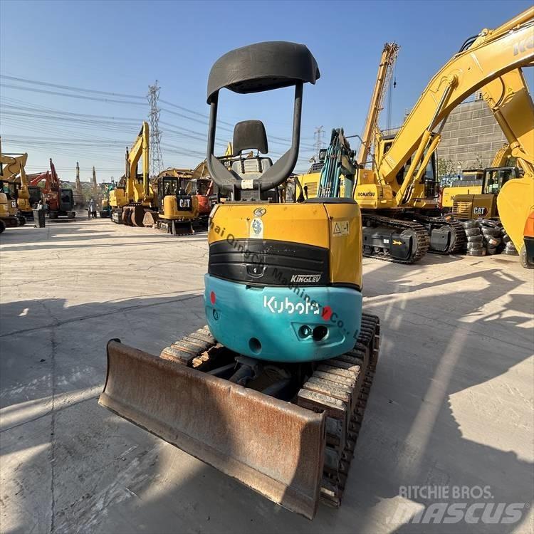 Kubota 30 Vikšriniai ekskavatoriai