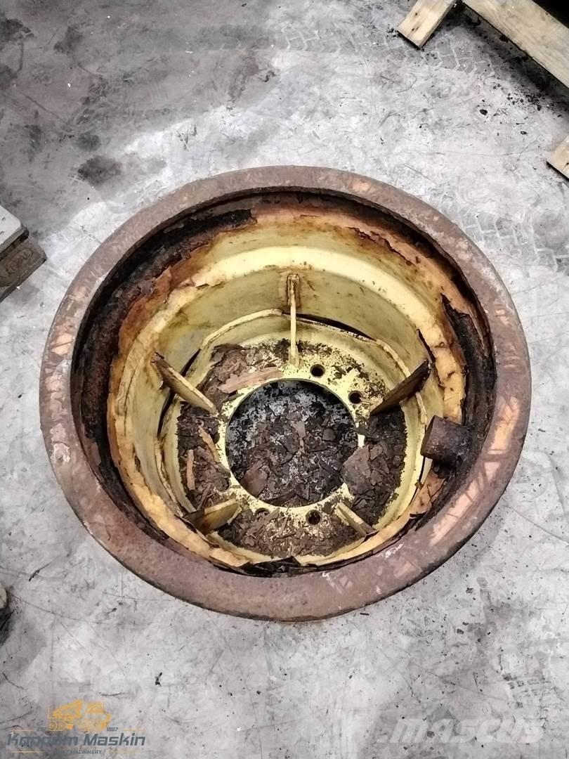 Ösa 250 20x26,5 Padangos, ratai ir ratlankiai