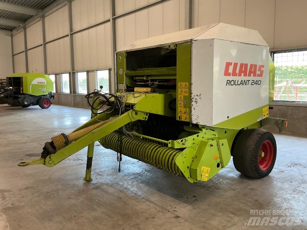CLAAS Rollant 240 Ritinių presai