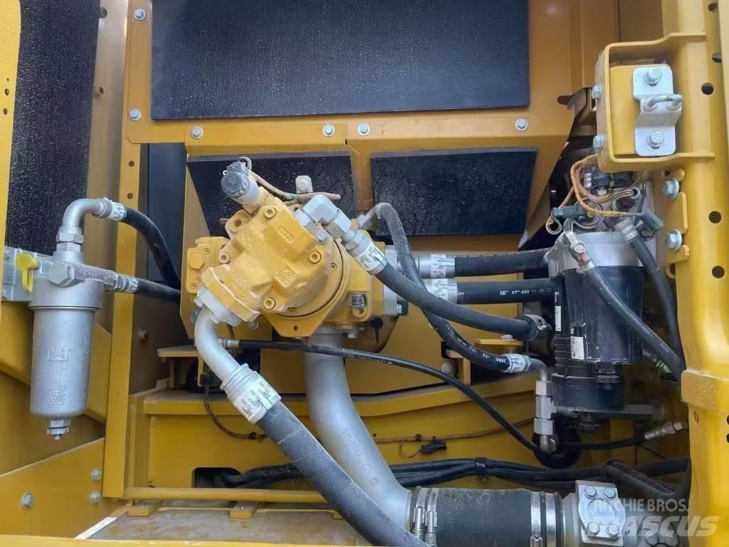 CAT 336GC Vikšriniai ekskavatoriai