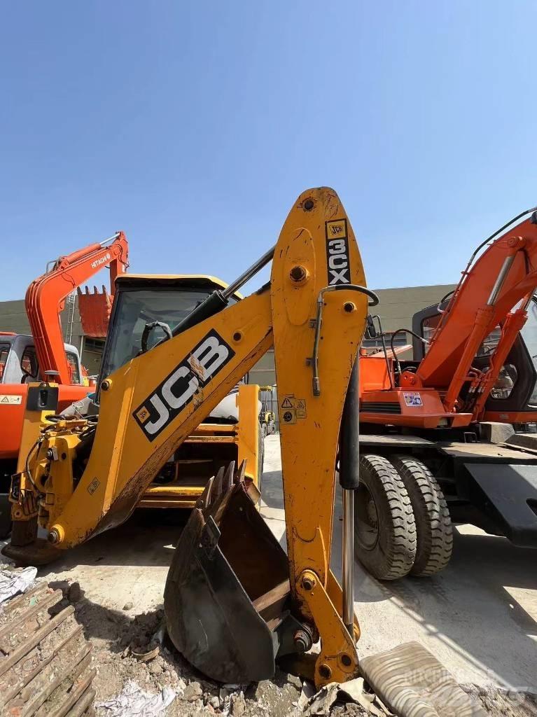 JCB 3 CX Ekskavatoriniai krautuvai