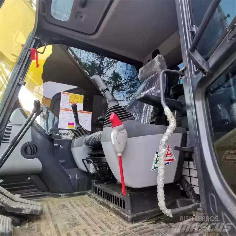 Komatsu PC270 Vikšriniai ekskavatoriai