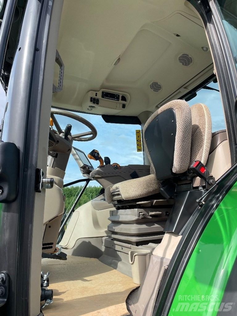 John Deere 6155R Traktoriai