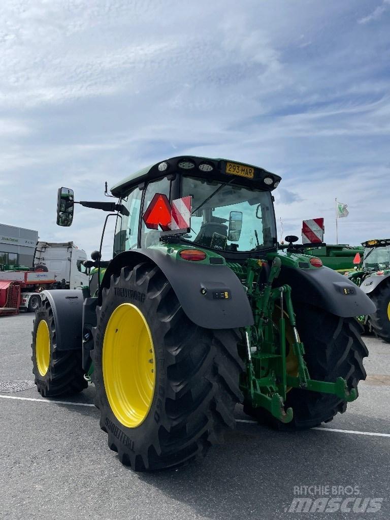 John Deere 6155R Traktoriai