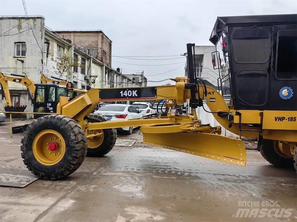 CAT 140K Greideriai