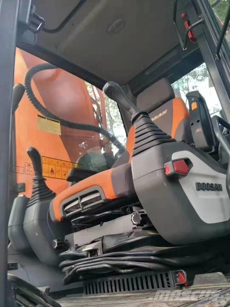 Doosan DX 530 LC-5 Vikšriniai ekskavatoriai