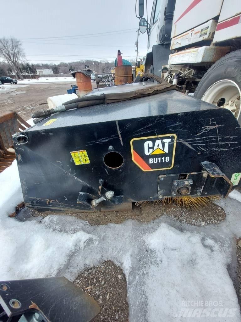 CAT BU118 Kiti naudoti statybos komponentai