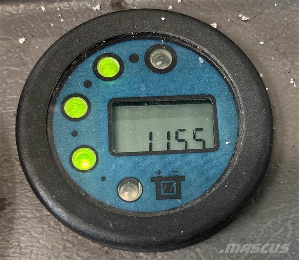 Atlet A160 Savaeigiai rietuvai