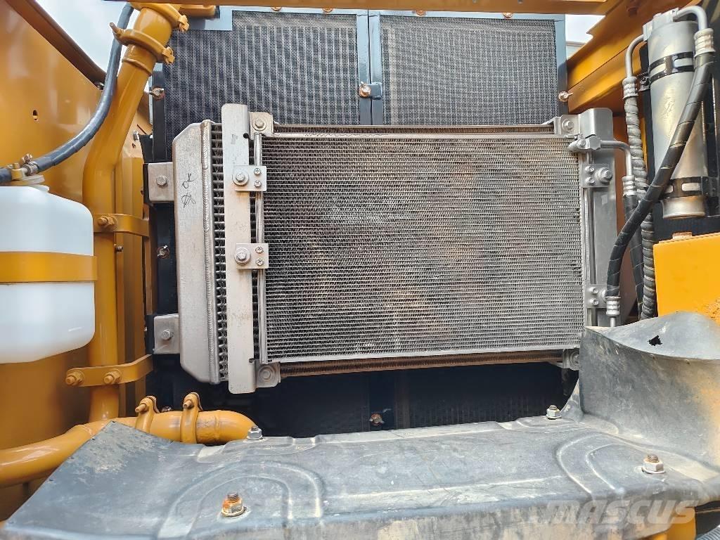 Sany SY 215 C Vikšriniai ekskavatoriai