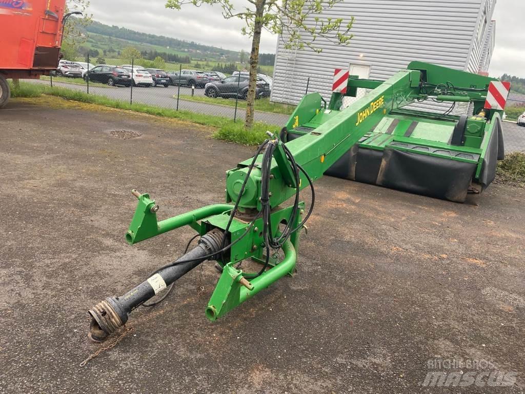 John Deere 730 Montuojamos ir prikabinamos šienapjovės