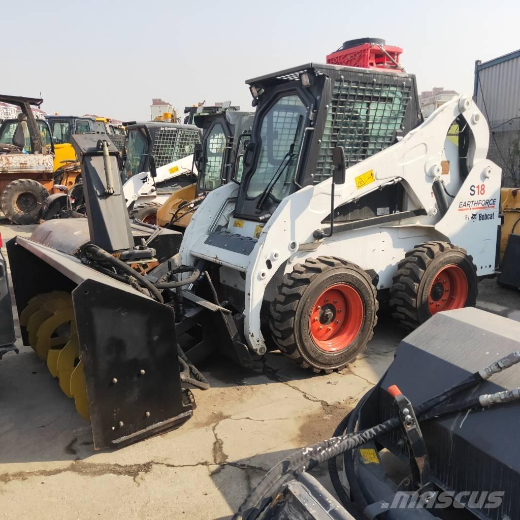 Bobcat S18 Krautuvai su šoniniu pasukimu