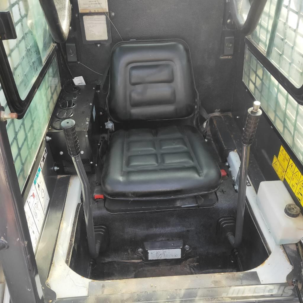 Bobcat S18 Krautuvai su šoniniu pasukimu