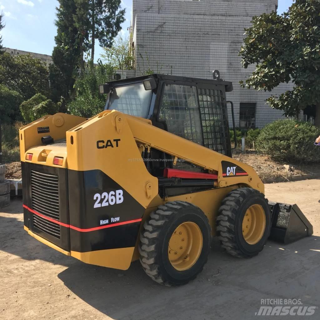 Cata-Dyne 226B Krautuvai su šoniniu pasukimu