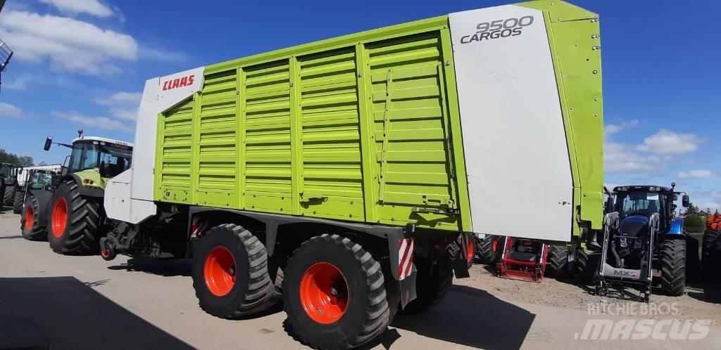 CLAAS Cargos 9500 Savikrovės priekabos