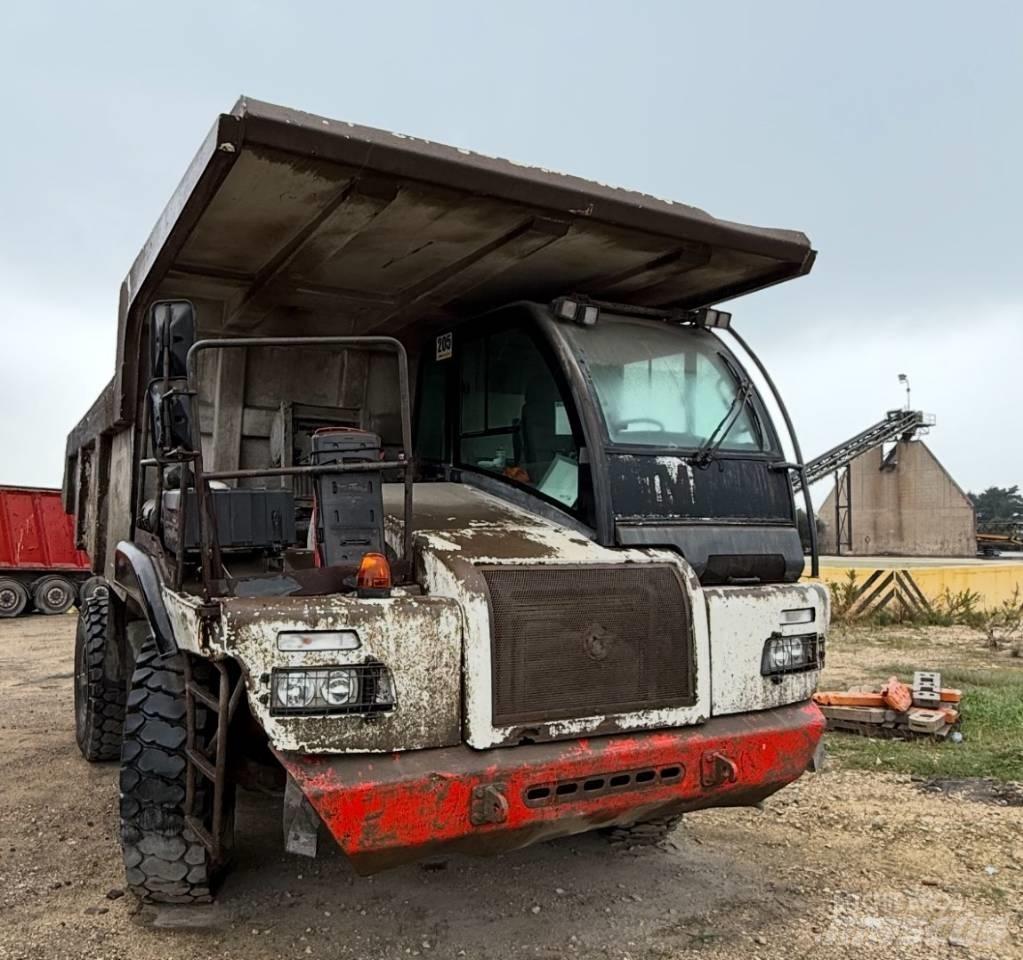 Astra RD28C Atliekų išvežimo technika