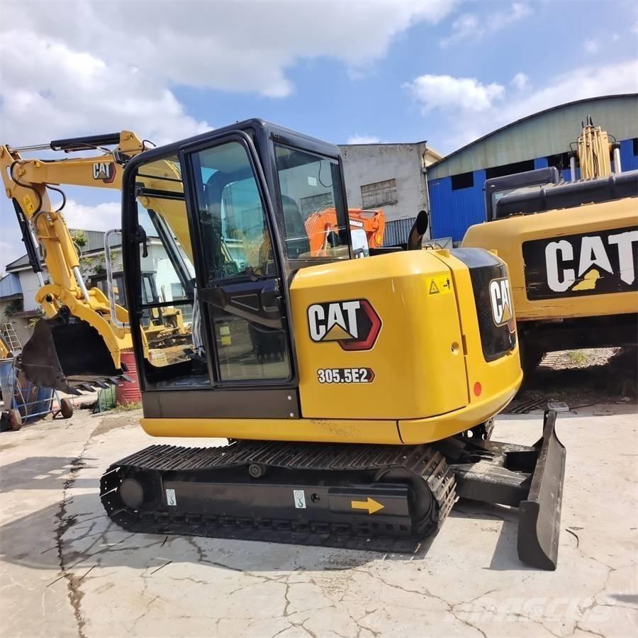 CAT 305.5 E Vikšriniai ekskavatoriai
