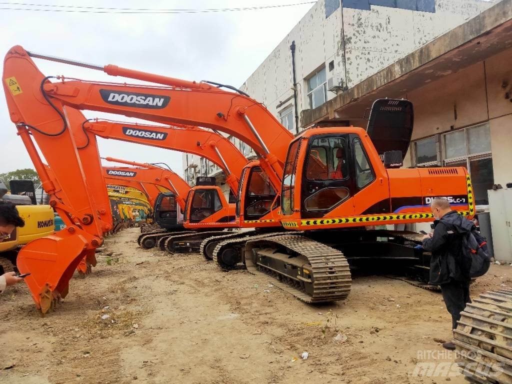 Doosan DH225LC-7 Vikšriniai ekskavatoriai