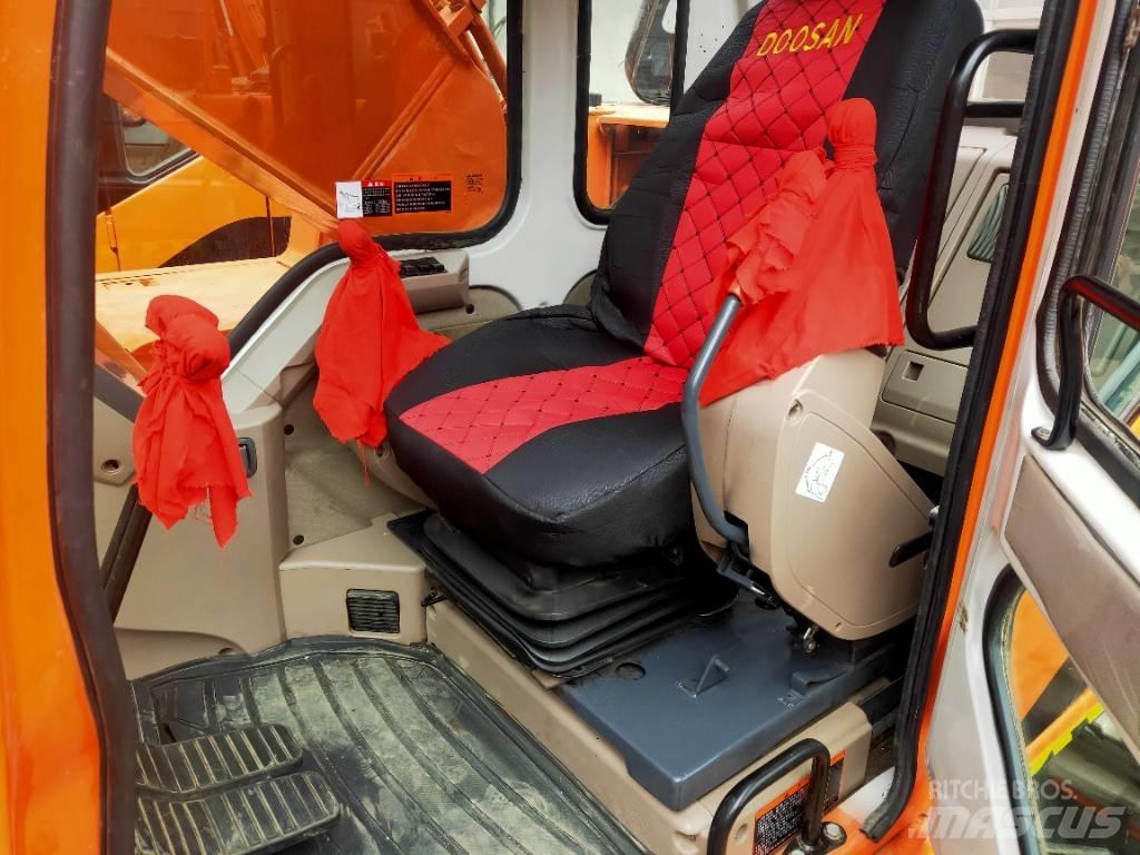 Doosan DH225LC-7 Vikšriniai ekskavatoriai