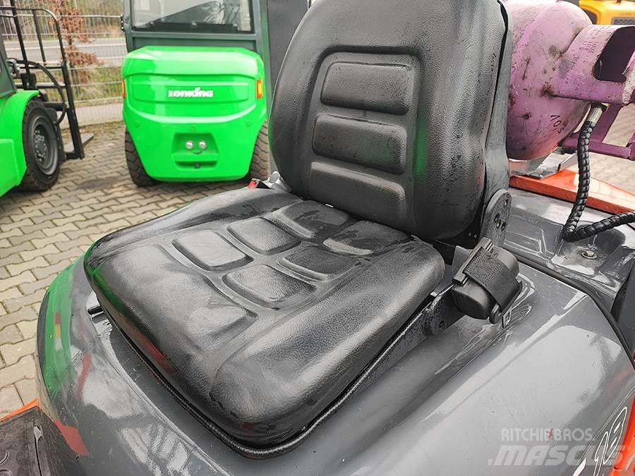 Toyota 42-7FGF18 LPG (dujiniai) krautuvai