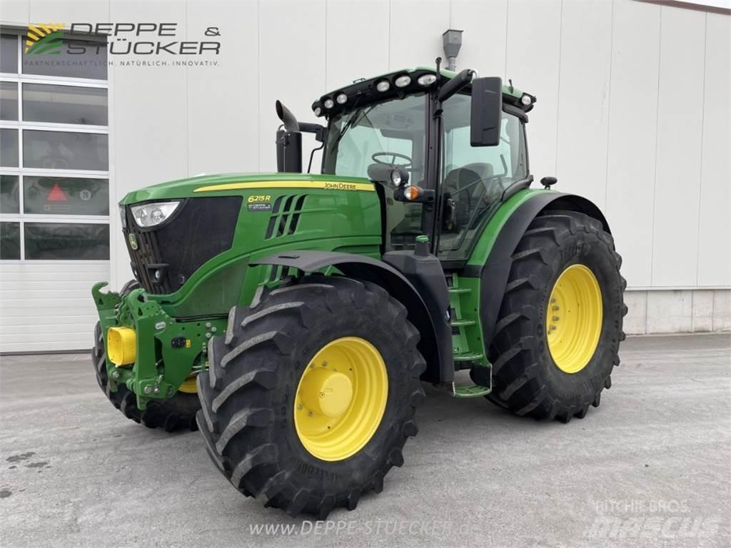 John Deere 6215R Traktoriai
