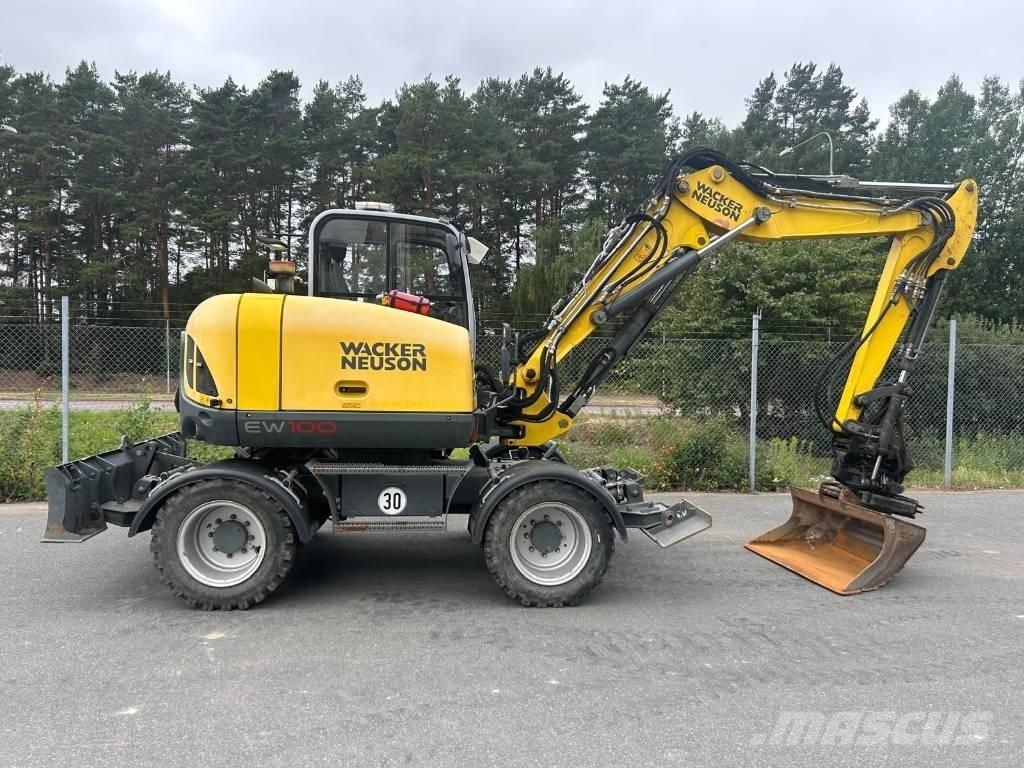Wacker Neuson EW100 Ratiniai ekskavatoriai