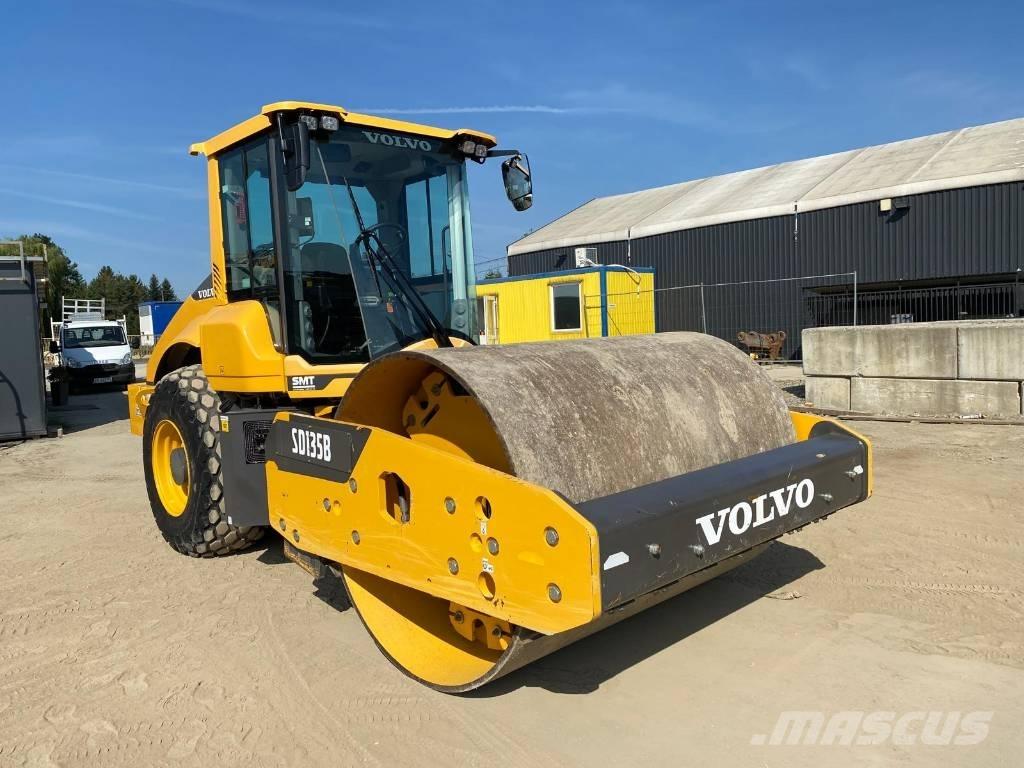 Volvo SD135B Vieno būgno volai