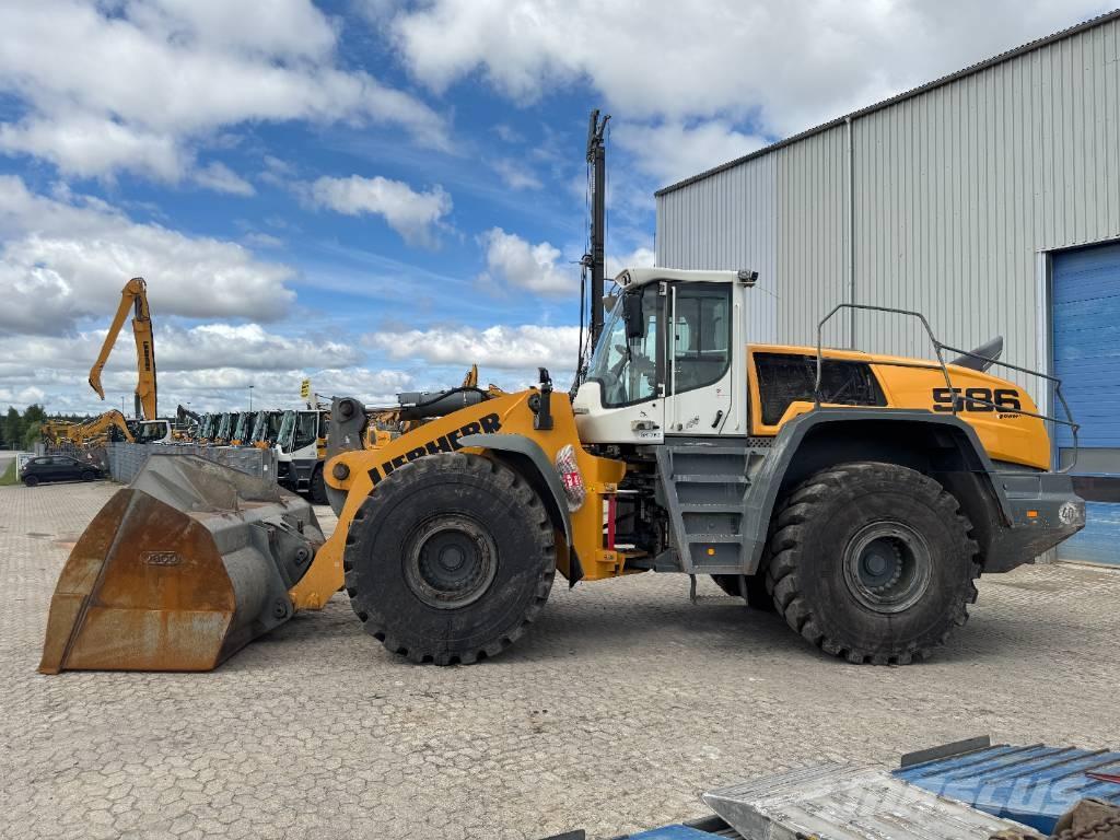 Liebherr L586 Naudoti ratiniai krautuvai
