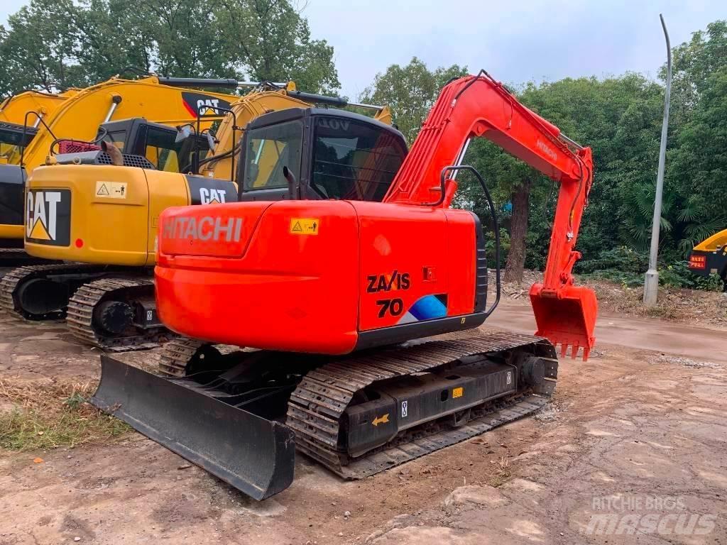 Hitachi Zaxis 70 Vikšriniai ekskavatoriai