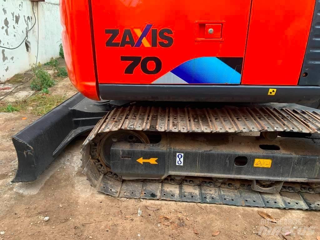 Hitachi Zaxis 70 Vikšriniai ekskavatoriai