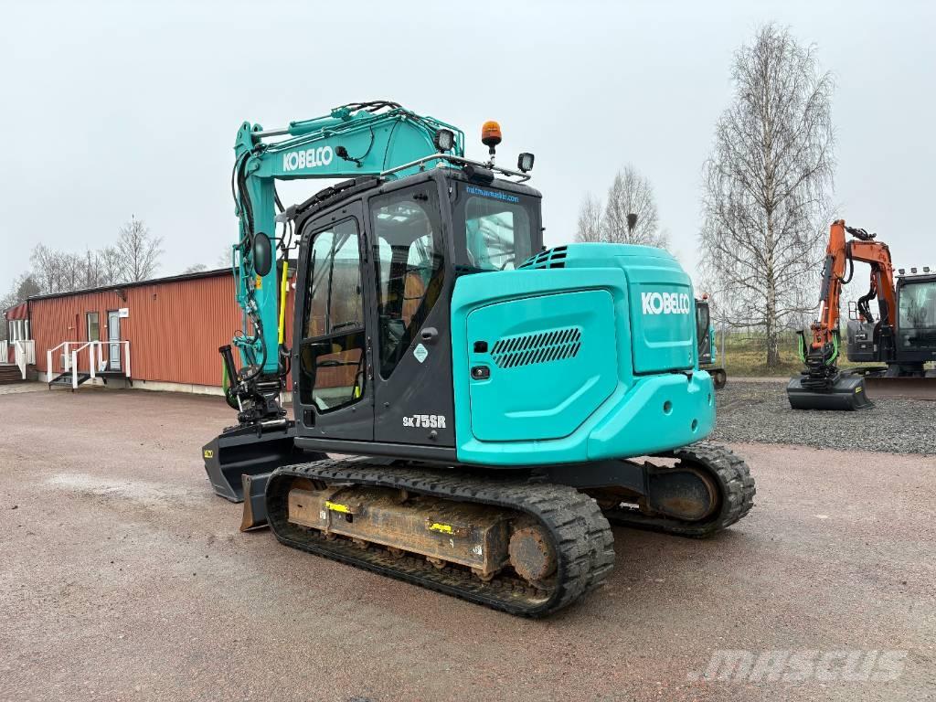 Kobelco SK75SR-7 Vidutinės galios ekskavatoriai 7-12 t