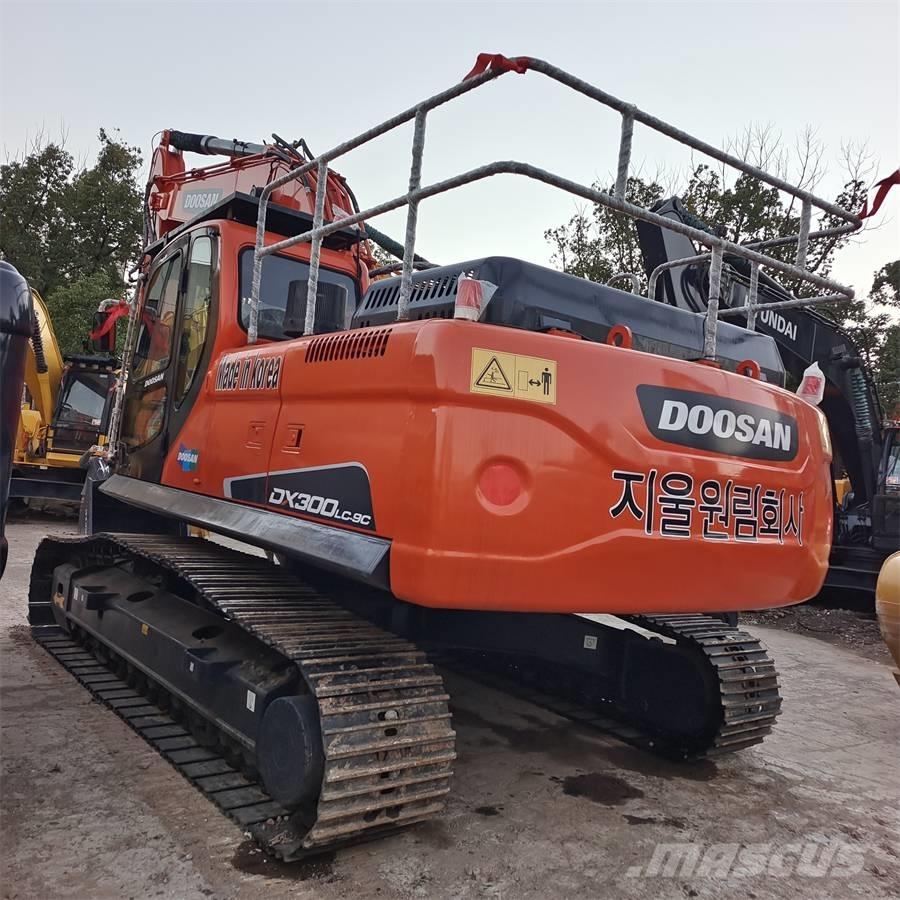 Doosan DX 300LC-9C Vikšriniai ekskavatoriai