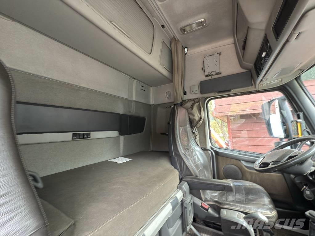 Volvo FH 540 Sunkvežimiai su keliamuoju kabliu