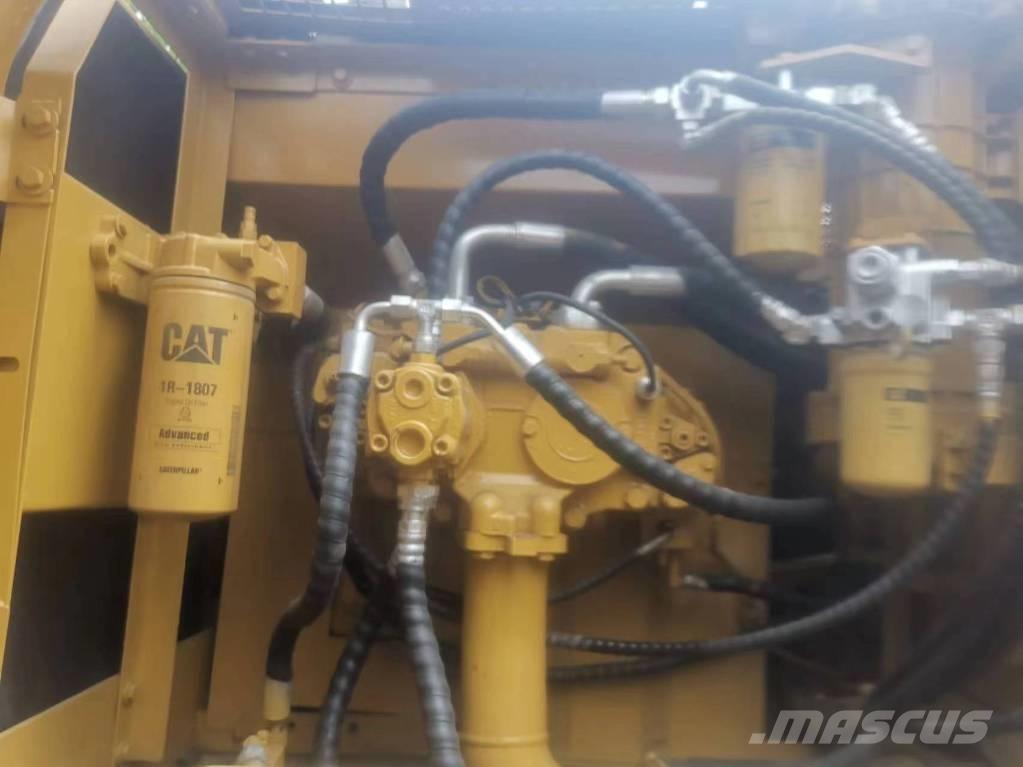 CAT 325 D Vikšriniai ekskavatoriai