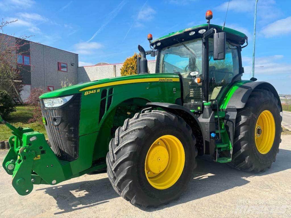 John Deere 8345 R Traktoriai