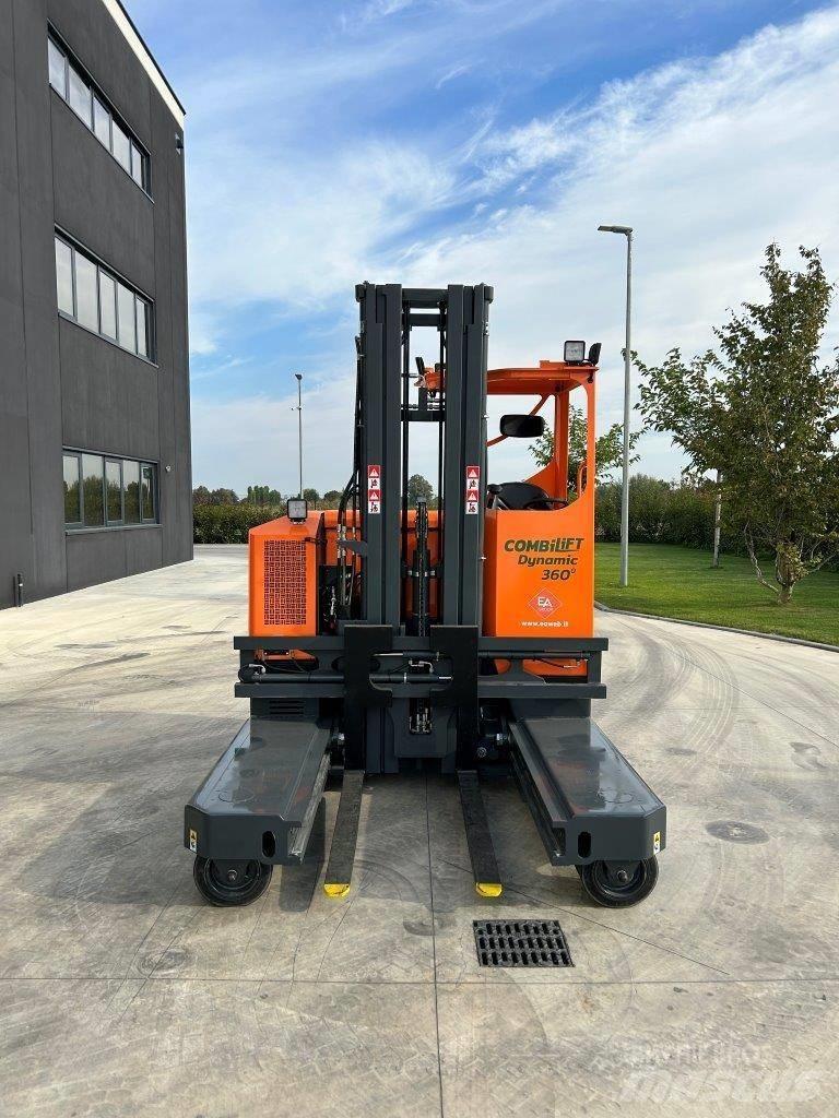 Combilift MR4 Šakiniai krautuvai su privažiavimu iš visų keturių pusių