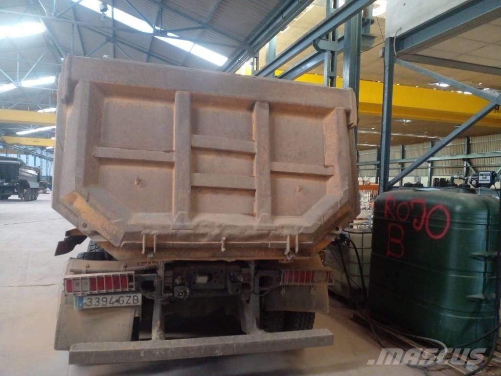 Renault Kerax 420 Savivarčių priekabų vilkikai