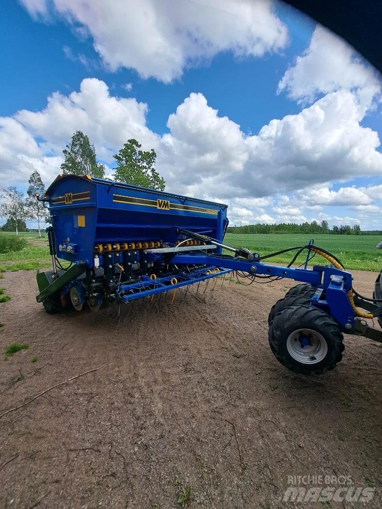 VM SK 300 Sėjamieji kombainai