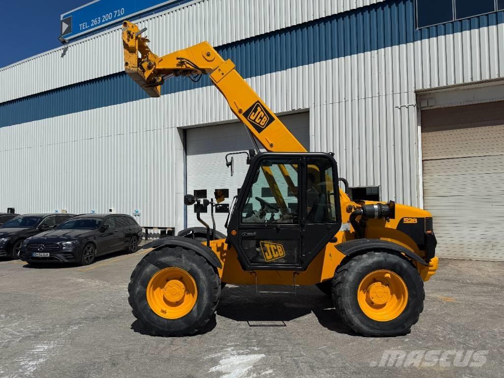 JCB 528-70 Teleskopiniai krautuvai