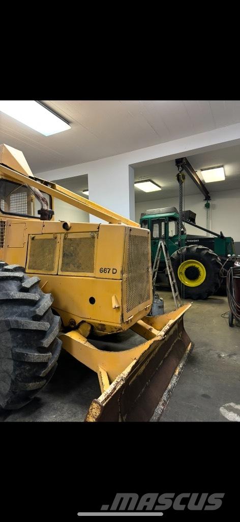 Timberjack 450B Miško traktoriai