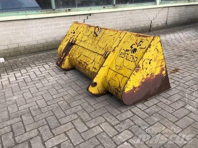 Manitou Tanden bak Kaušai
