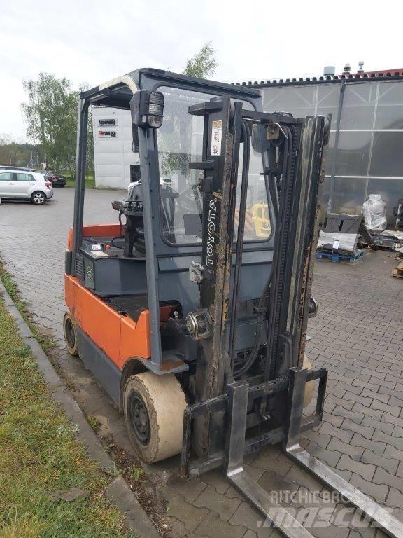 Toyota 7 FB MF 25 Elektriniai šakiniai krautuvai