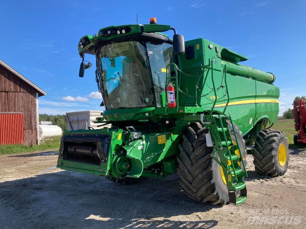 John Deere S790 Derliaus nuėmimo kombainai
