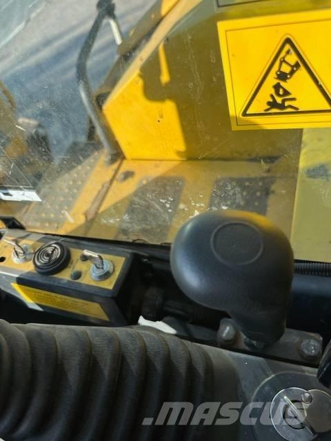 Komatsu PC 118 MR-8 Vikšriniai ekskavatoriai