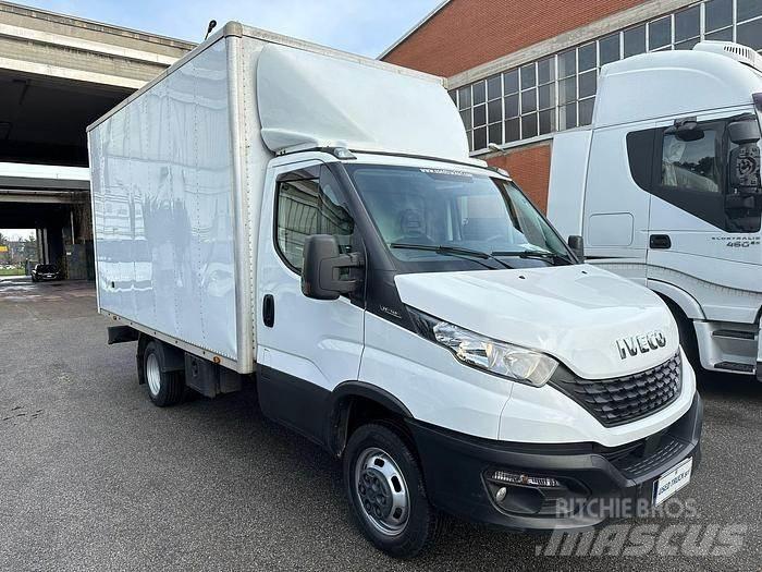 Iveco 35C14 Kita