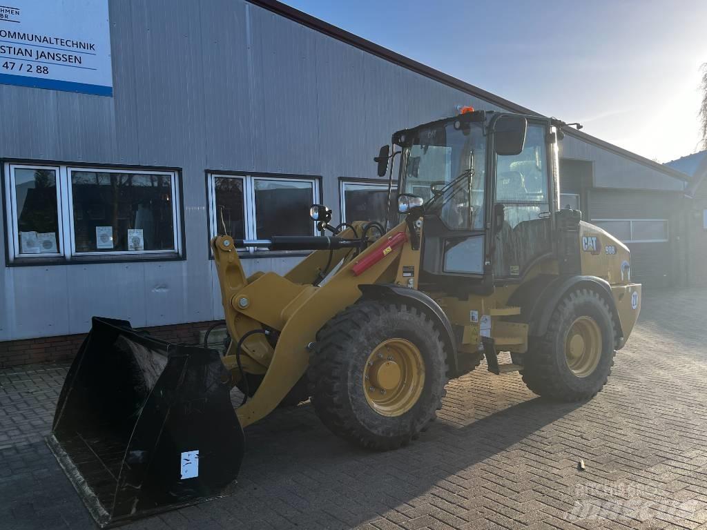 CAT 908 Naudoti ratiniai krautuvai