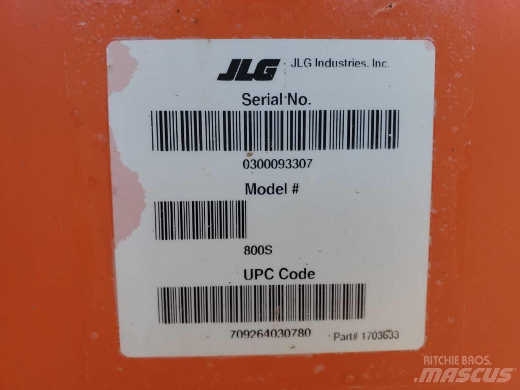JLG 800 S Visureigiai krautuvai