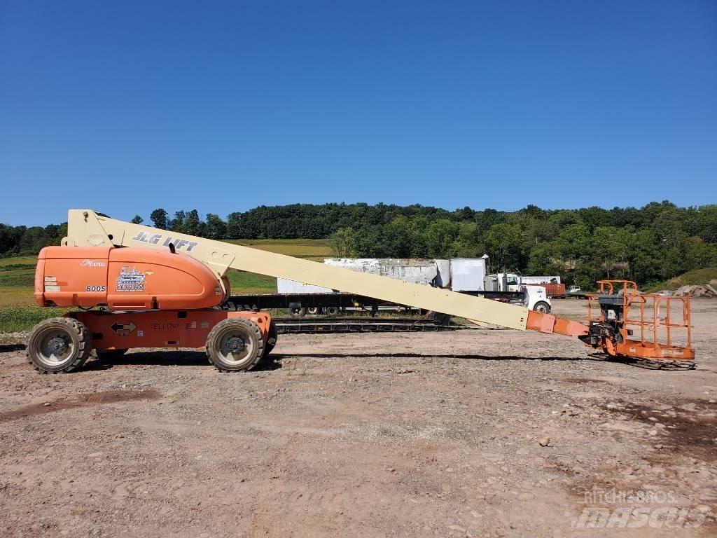 JLG 800 S Visureigiai krautuvai