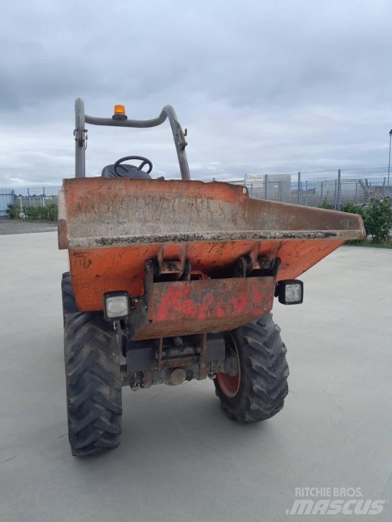 Ausa D 120 AH A Karjeriniai savivarčiai