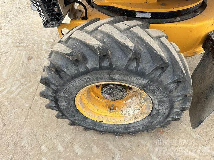 JCB 3STH Statybiniai savivarčiai sunkvežimiai