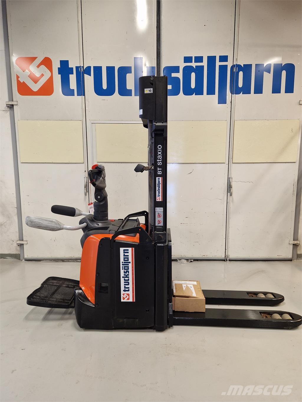 Toyota SPE120L Savaeigiai rietuvai